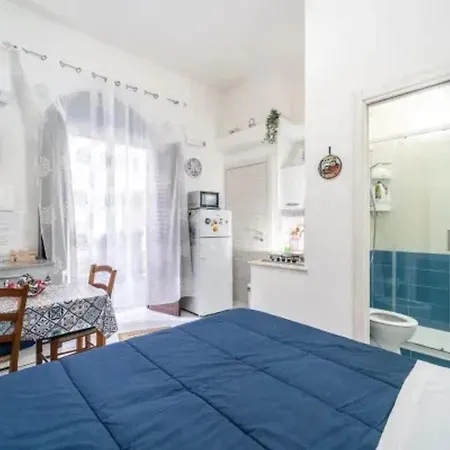 Charming Castellammare Balcony House Holiday home